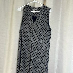 Black and gray dress size 10 good for office !